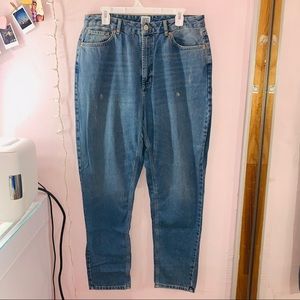 Brand new high rise Mom Jeans!